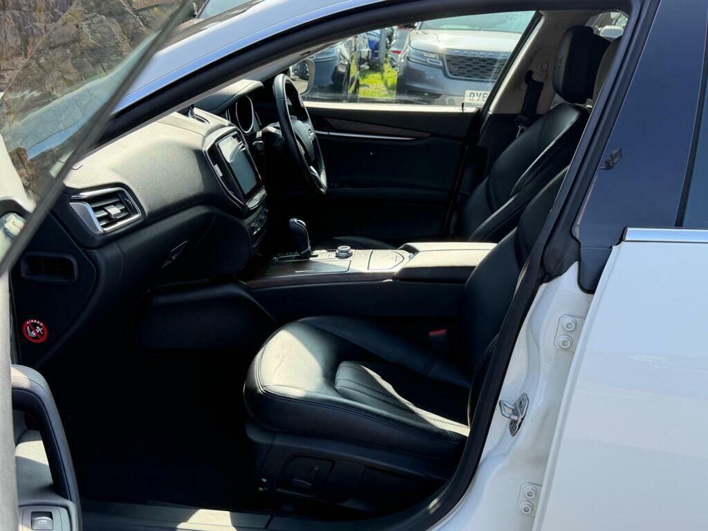 Maserati Ghibli 3.0 S 410 Bhp White #14