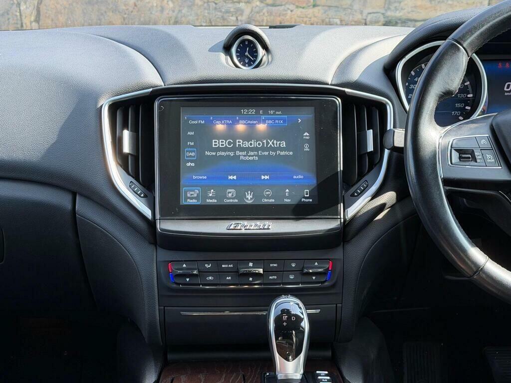 Maserati Ghibli 3.0 S 410 Bhp White #26