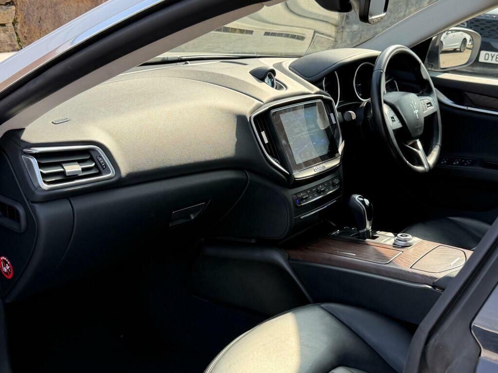 Maserati Ghibli 3.0 S 410 Bhp White #12