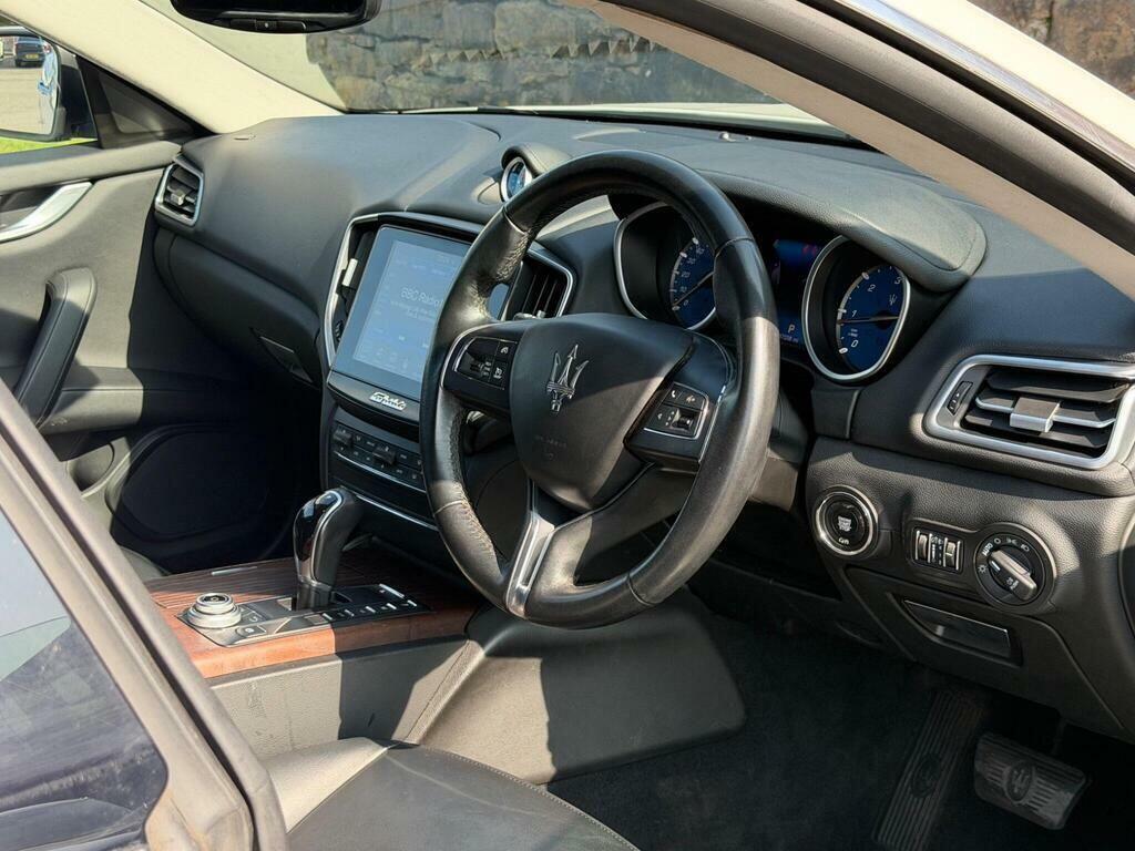 Maserati Ghibli 3.0 S 410 Bhp White #10