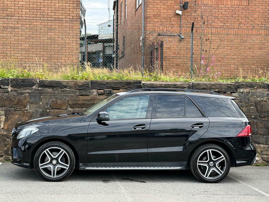 Mercedes-Benz GLE Class 3.0 Gle350d V6 Amg Line Premium G-tronic 4Matic Black #4