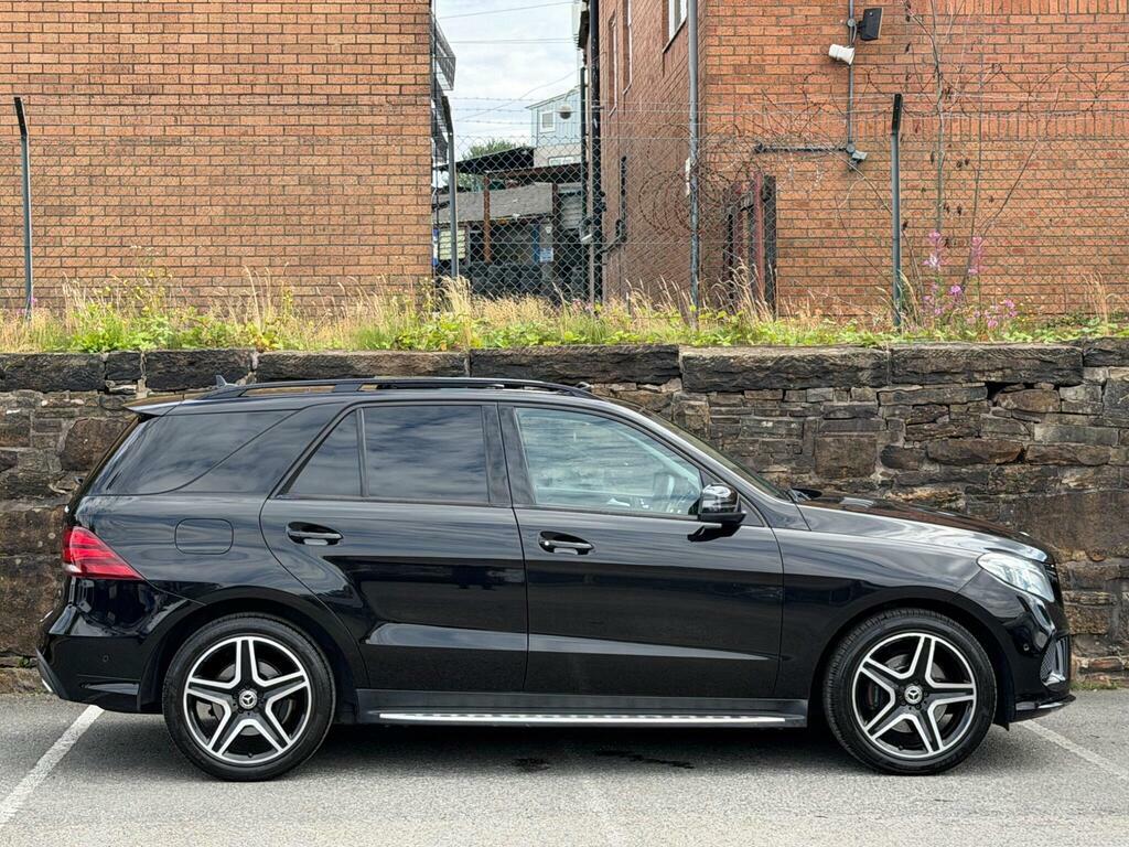 Mercedes-Benz GLE Class Gle 350D 4Matic Amg Line Premium 9G-tronic Black #8