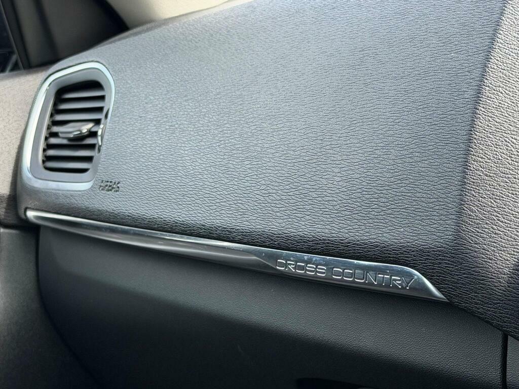 Volvo V40 Cross Country T3 Pro Blue #44