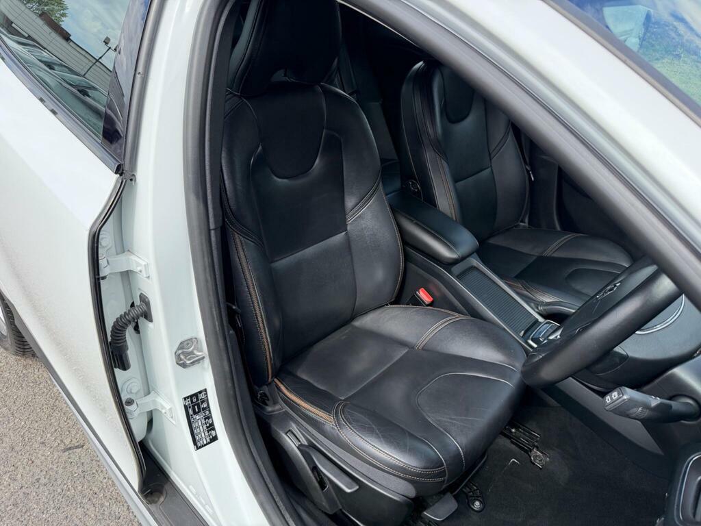 Volvo V40 Cross Country T3 Pro Blue #15