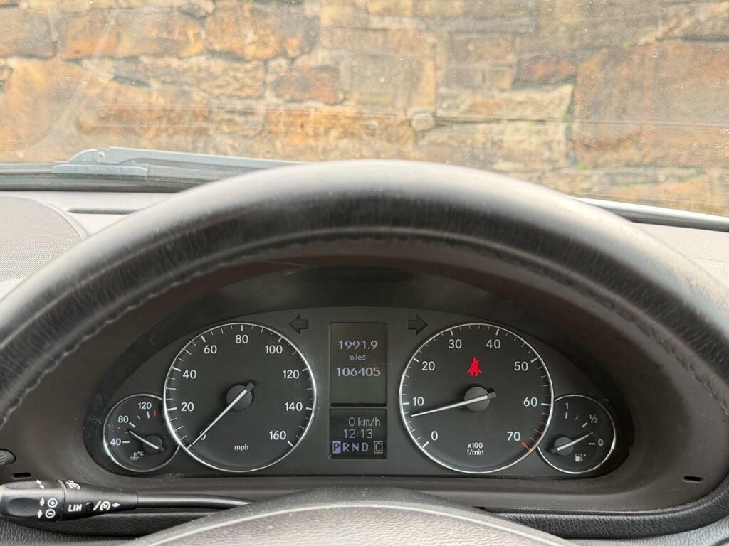 Mercedes-Benz C Class Saloon 2.5 C230 Avantgarde Se 7G-tronic 2006 Black #20