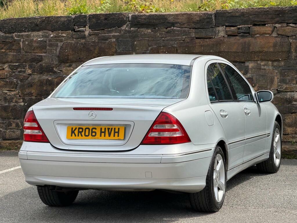 Mercedes-Benz C Class Saloon 2.5 C230 Avantgarde Se 7G-tronic 2006 Black #7
