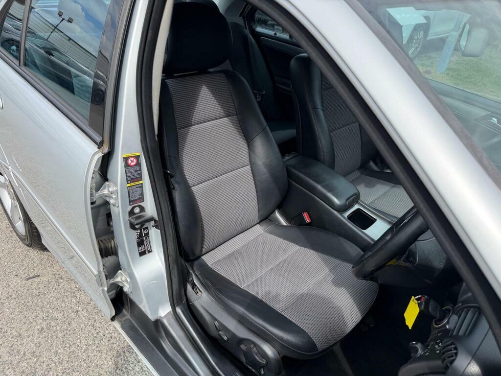 Mercedes-Benz C Class Saloon 2.5 C230 Avantgarde Se 7G-tronic 2006 Black #15