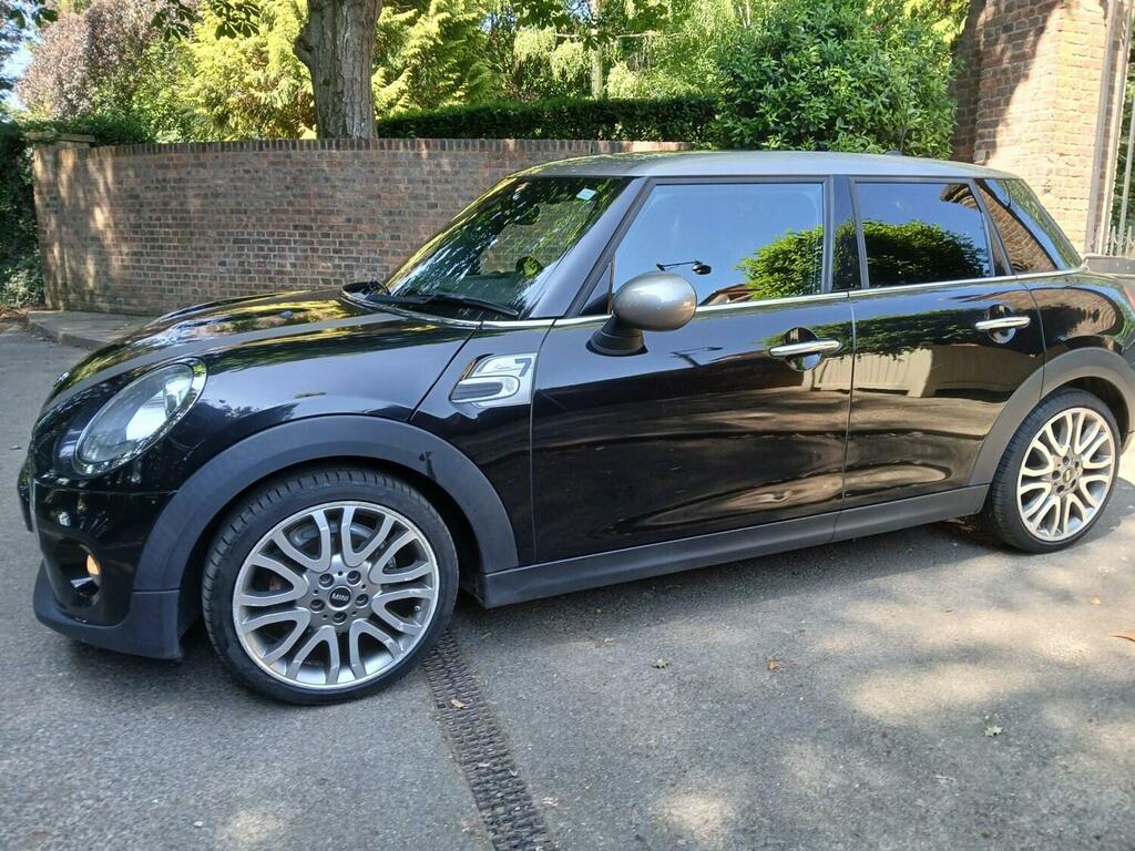 Mini Hatch 1.5 Cooper D Seven Ltd Edition 5Dr. Ulez Com WD66YNW Black
