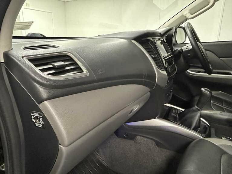 Mitsubishi L200 2.4 Di-d Dc Warrior 4Wd Euro 6 Grey #28