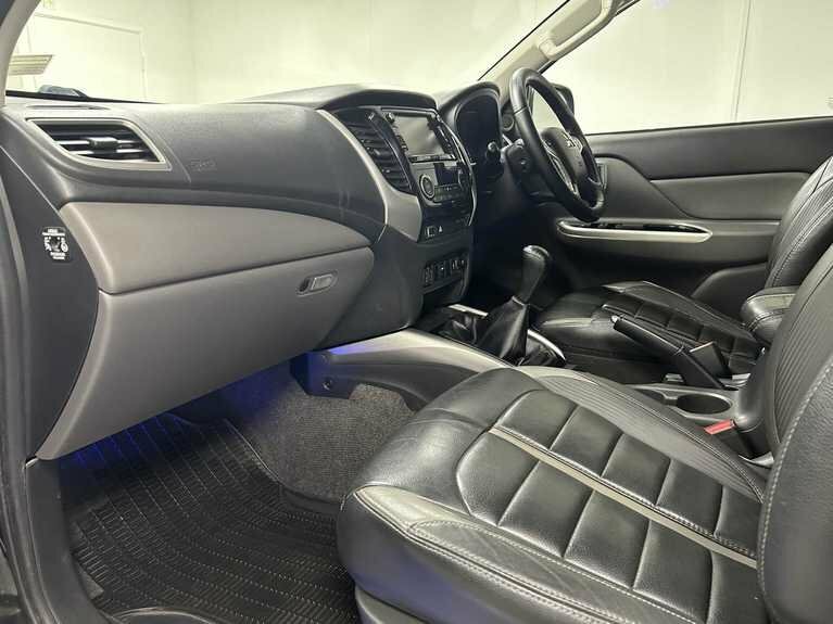 Mitsubishi L200 2.4 Di-d Dc Warrior 4Wd Euro 6 Grey #27