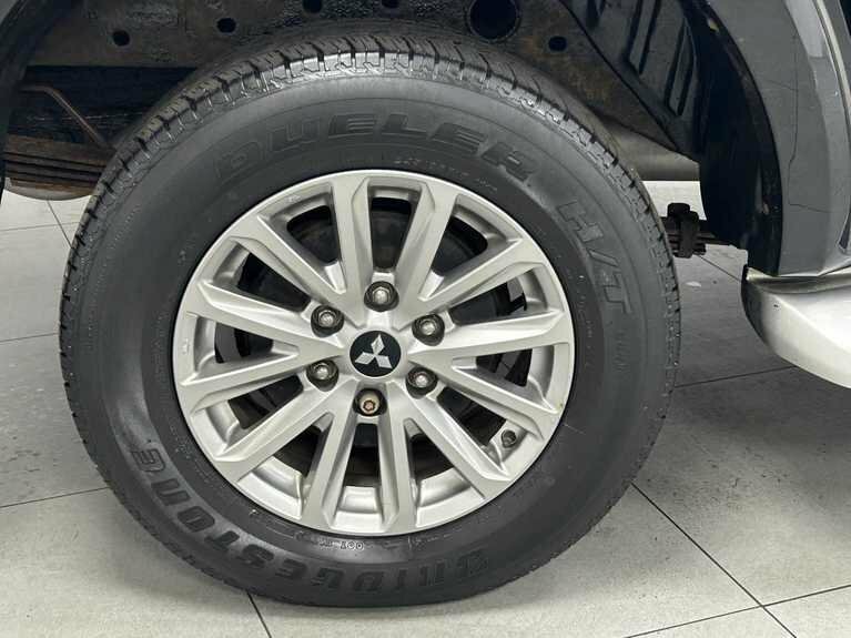 Mitsubishi L200 2.4 Di-d Dc Warrior 4Wd Euro 6 Grey #12