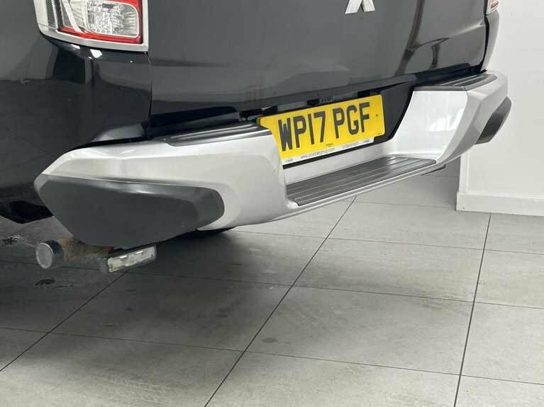 Mitsubishi L200 2.4 Di-d Dc Warrior 4Wd Euro 6 Grey #17