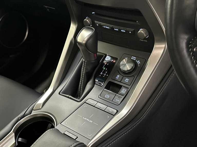 Lexus NX 2.5 #4