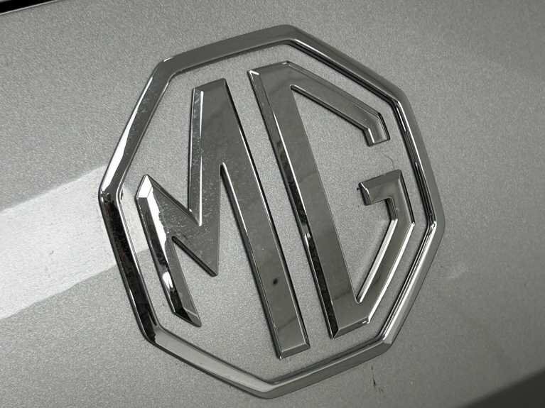 MG MG3 1.5 Hybrid Trophy #4