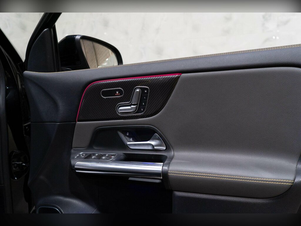 Mercedes-Benz GLA Class 1.3 Gla200 Amg Line Executive Suv 7G- Grey #19