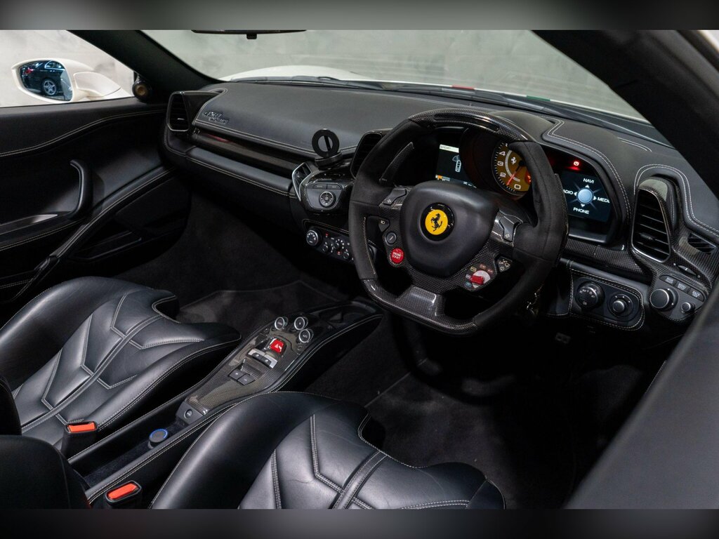 Ferrari 458 Spider F1 Dct Euro 5 2-Door #15