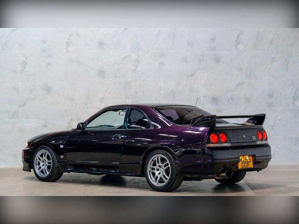 Nissan Skyline 2.6 Gt-r Purple #5