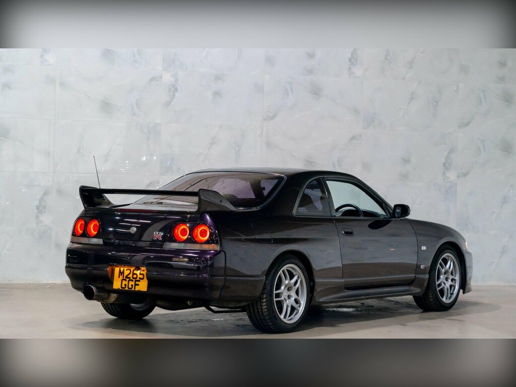 Nissan Skyline Coupe 2.6 Gt-r 1999T White #7