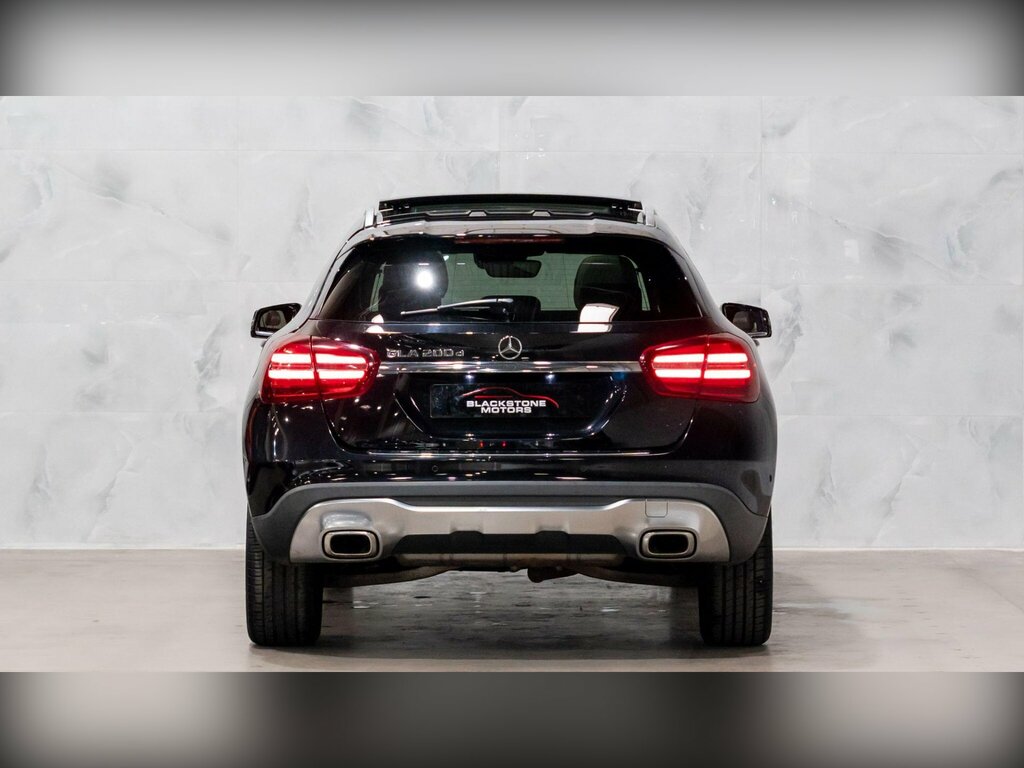 Mercedes-Benz GLA Class 2.1 Gla200d Sport Premium Plus 7G-dct Euro 6 S KR18UMW Black #6