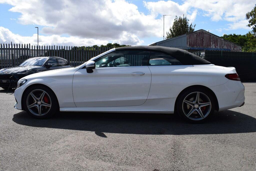 Mercedes-Benz C Class Convertible 2.1 C220d Amg Line Cabriolet G-tronic KP17EBO White #4
