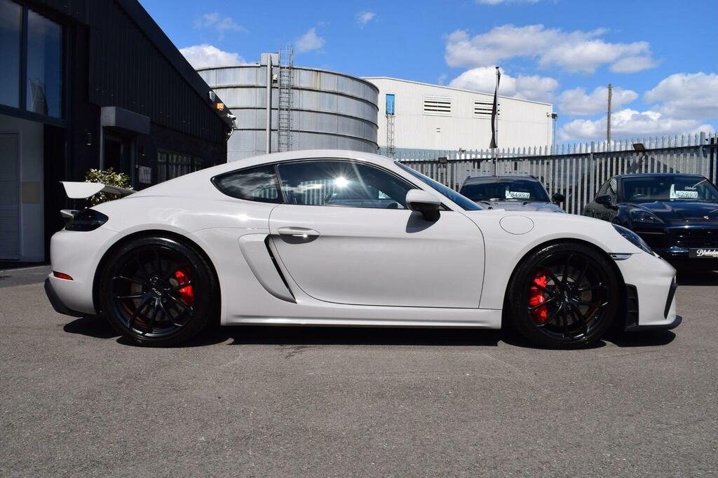 Porsche 718 Cayman Coupe 4.0 Gt4 Euro 6 Ss 202020 Grey #4