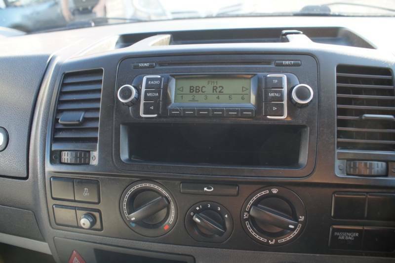 Volkswagen Transporter 2.0 Tdi T32 Kombi L1 H1 Silver #19