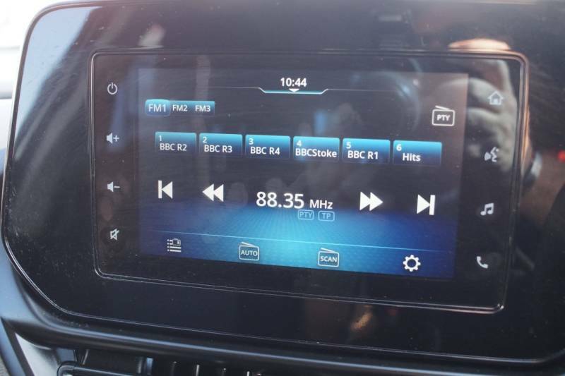 Suzuki S Cross S-cross 1.4 Boosterjet 48V Hybrid Motion Hatch Red #23