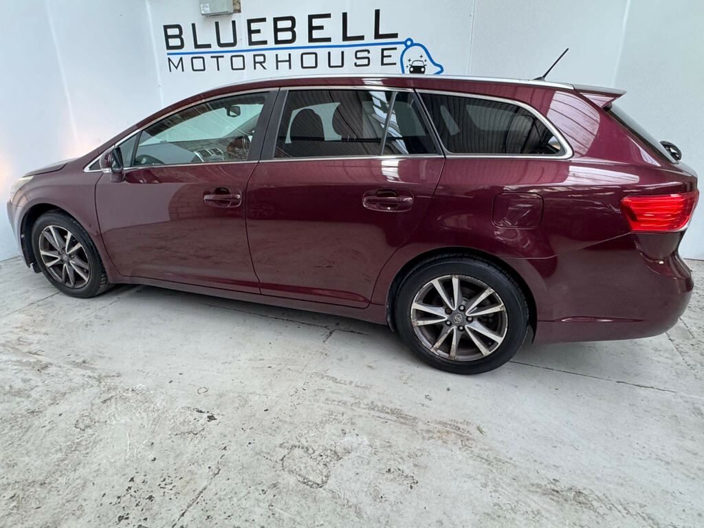 Toyota Avensis 2.0 D-4d Tr Tourer Euro 5 Red #6