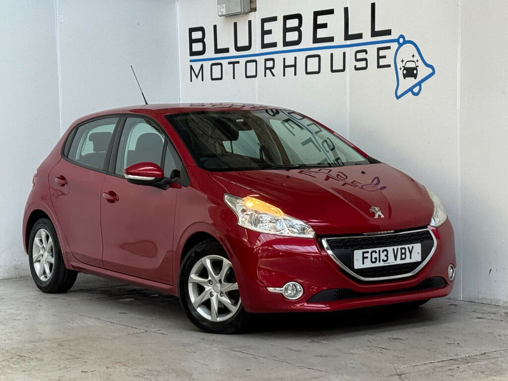 Peugeot 208 1.4 Hdi Active Euro 5 FG13VBY Red