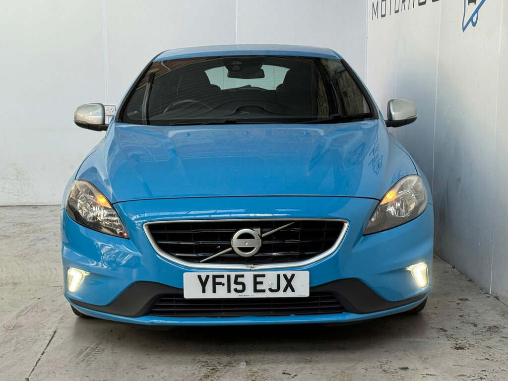 Volvo V40 2.0 D2 R-design Euro 6 Ss Blue #2