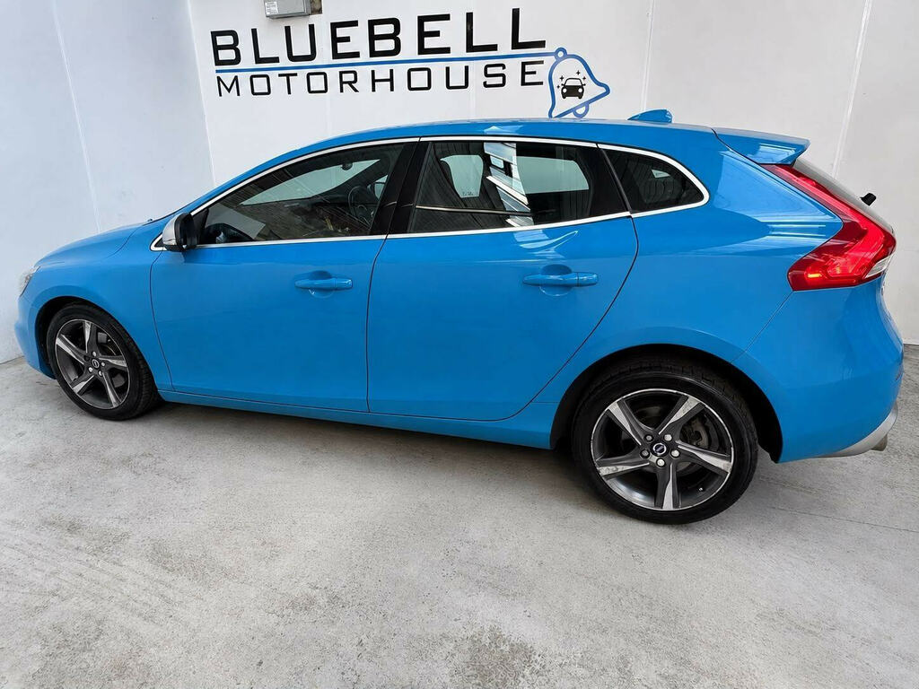 Volvo V40 2.0 D2 R-design Euro 6 Ss Blue #6