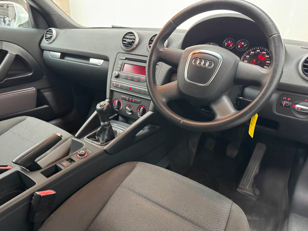 Audi A3 Cabriolet 1.2 Tfsi Euro 5 Ss DA12GTY White #3