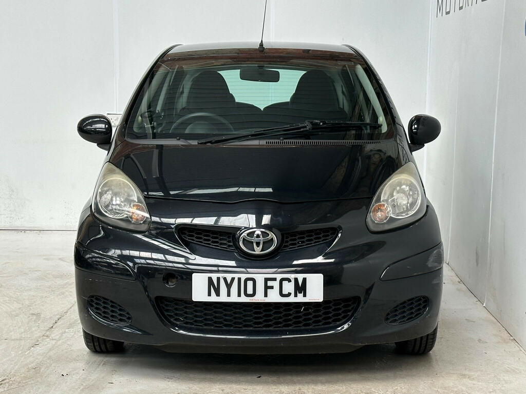 Toyota Aygo 1.0 Vvt-i Black Euro 4 Ac Black #2