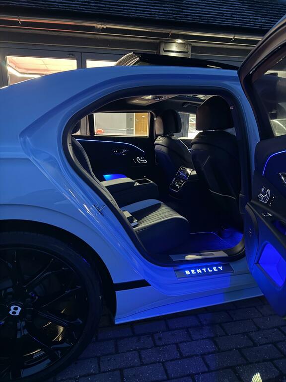 Bentley Flying Spur 3.0 V6 Azure Hybrid Saloon Blue #3