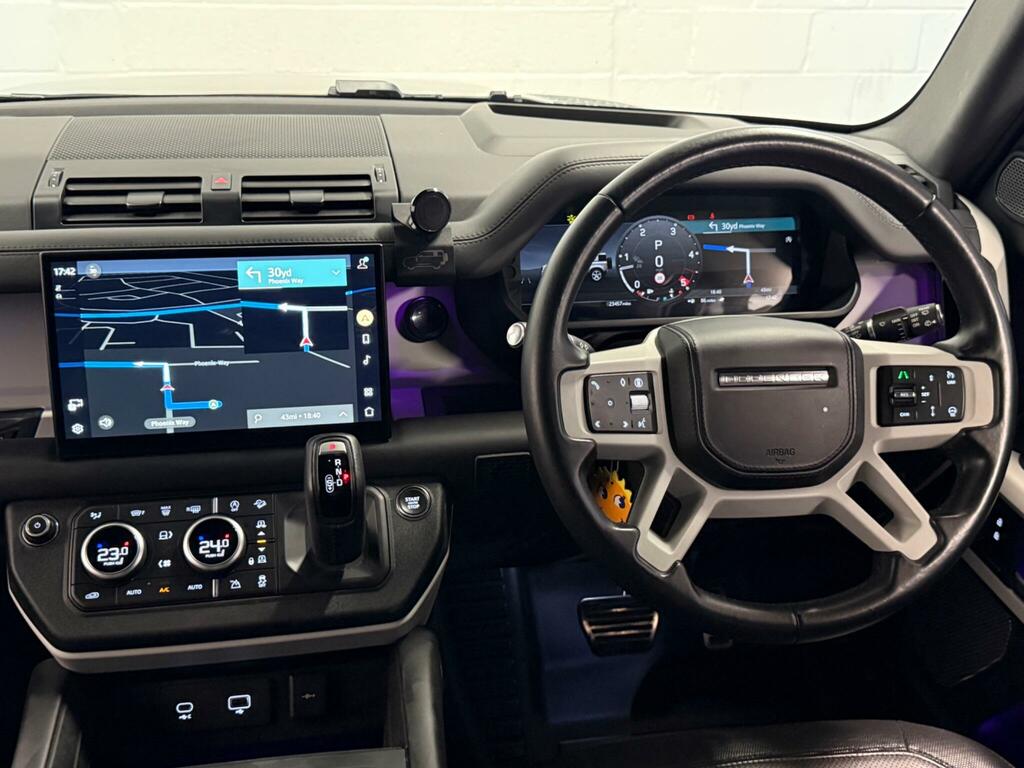 Land Rover Defender 110 3.0 D300 Hse 110 6 Seat Blue #18