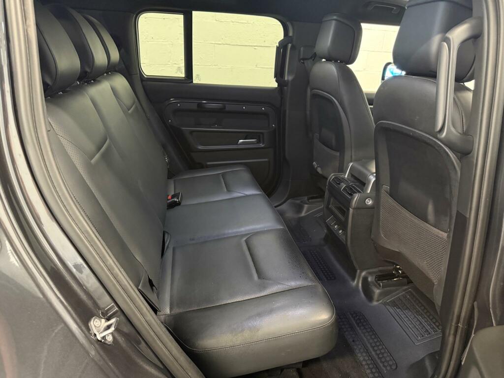 Land Rover Defender 110 3.0 D300 Hse 110 6 Seat Blue #15