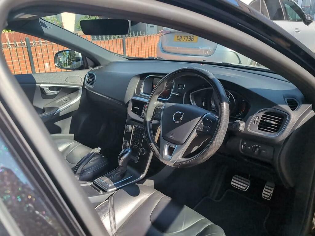 Volvo V40 1.5 T3 R-design Edition Euro 6 Ss #2