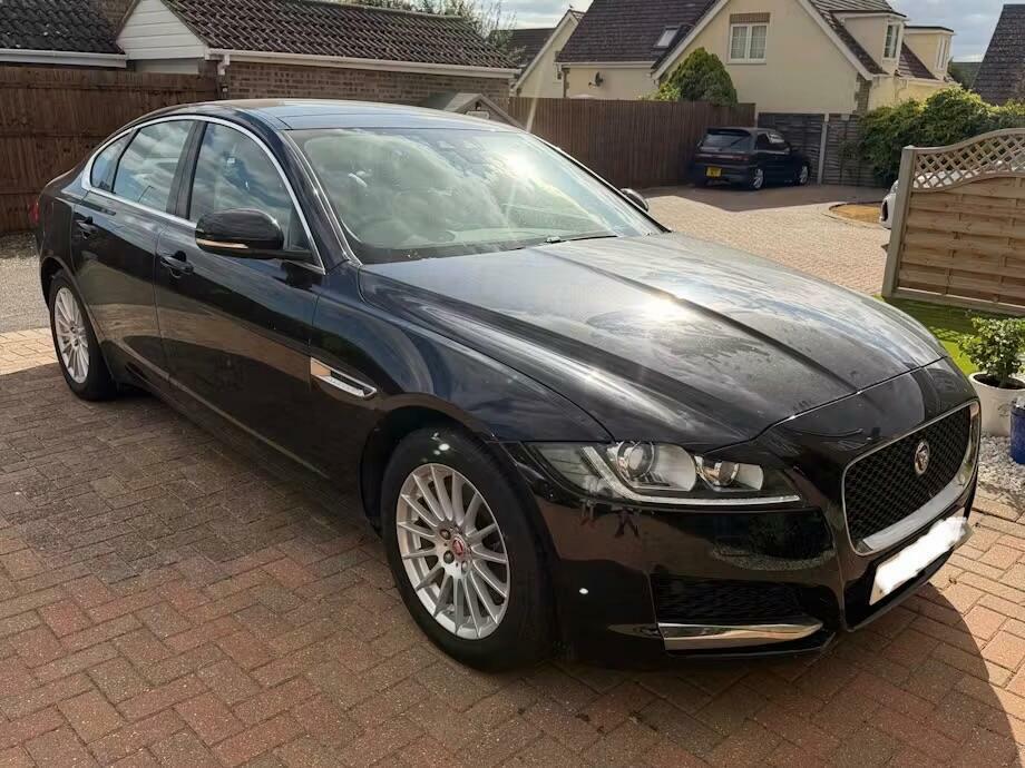 Jaguar XF 2.0I Prestige Euro 6 Ss 