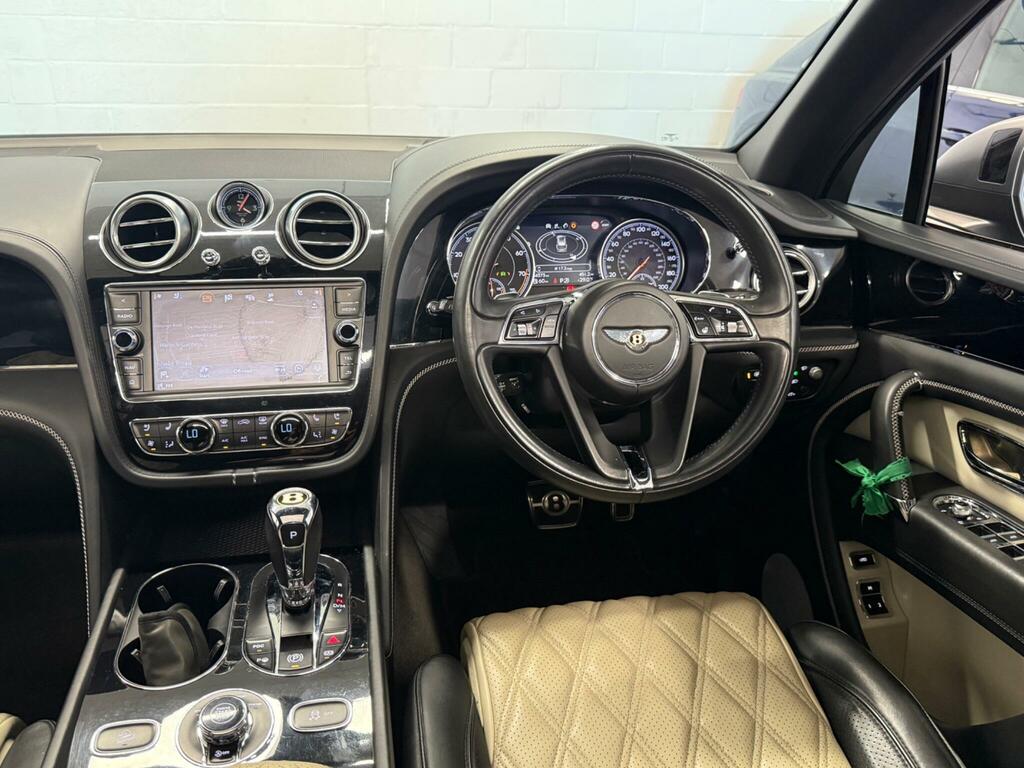 Bentley Bentayga 3.0 Tfsi V6 17.3Kwh Suv Plug-in Hybrid Grey #17