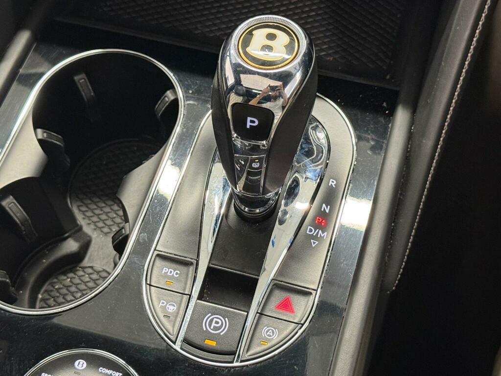 Bentley Bentayga 3.0 Tfsi V6 17.3Kwh Suv Plug-in Hybrid Grey #22