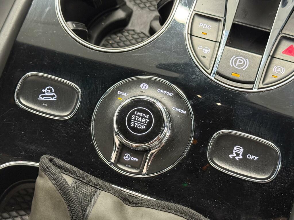 Bentley Bentayga 3.0 Tfsi V6 17.3Kwh Suv Plug-in Hybrid Grey #23
