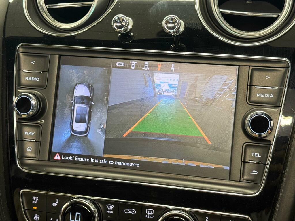 Bentley Bentayga 3.0 Tfsi V6 17.3Kwh Suv Plug-in Hybrid Grey #25