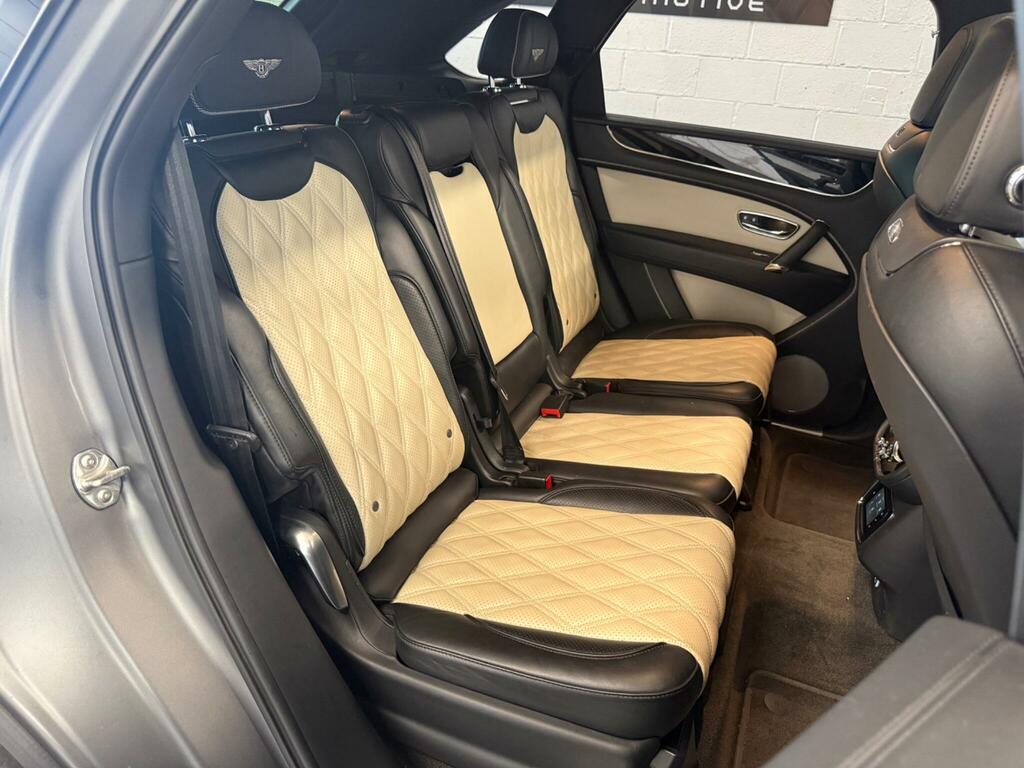 Bentley Bentayga 3.0 Tfsi V6 17.3Kwh Suv Plug-in Hybrid Grey #15
