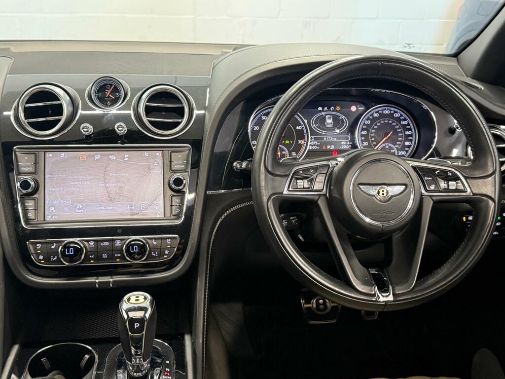 Bentley Bentayga 3.0 Tfsi V6 17.3Kwh Suv Plug-in Hybrid Grey #18