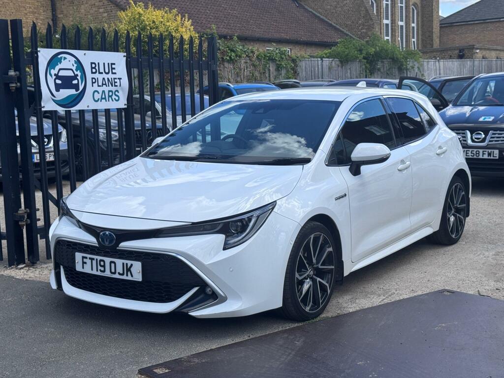 Toyota Corolla Excel White