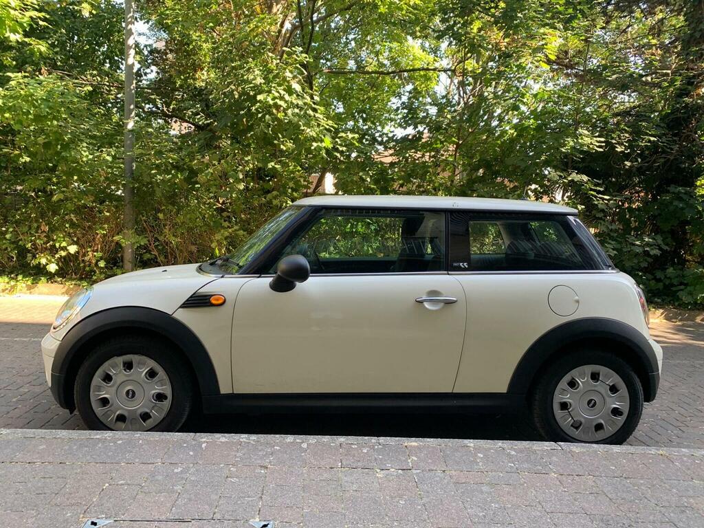 Mini Hatch 1.4 First Euro 4 200959 White #4