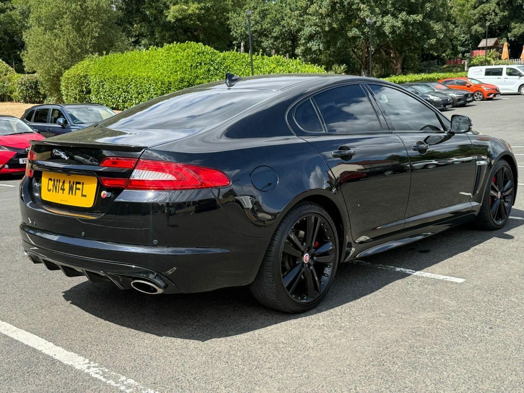 Jaguar XF 3.0D S V6 Portfolio Euro 5 S S Black #6