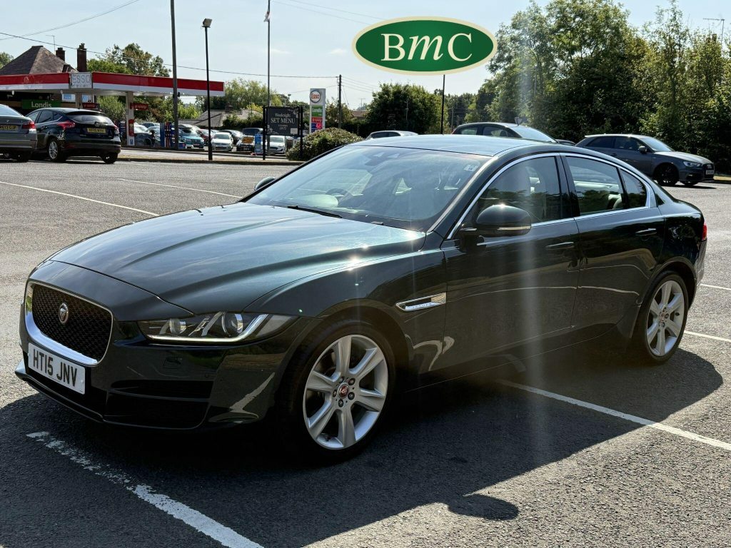 Jaguar XE 2.0 Gtdi Portfolio Euro 6 S S Green #3