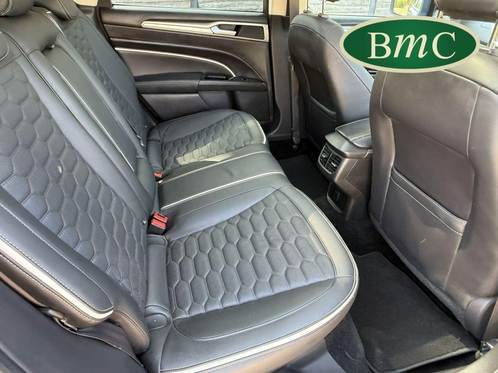 Ford Mondeo 2.0 Tdci Vignale Estate Euro 6 S Red #32