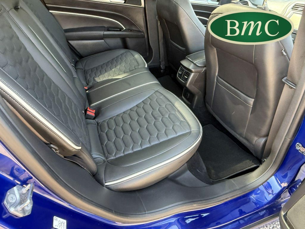 Ford Mondeo 2.0 Tdci Vignale Estate Euro 6 S Red #34